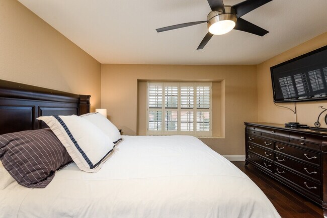 Building Photo - 16025 N 58th Pl