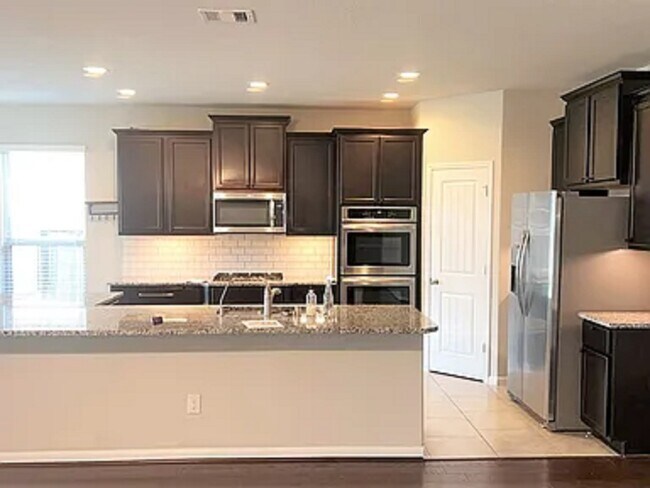 Building Photo - 28706 Forest Pass Ln