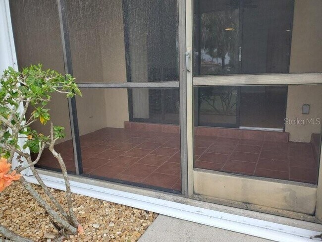 Building Photo - 3221 White Ibis Ct