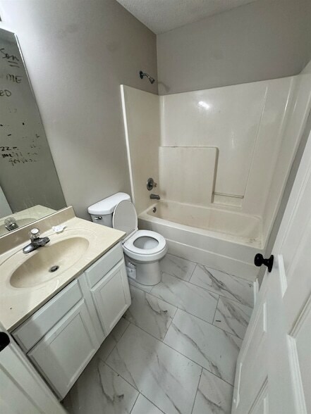 Building Photo - 6628 Whitten Grove Dr
