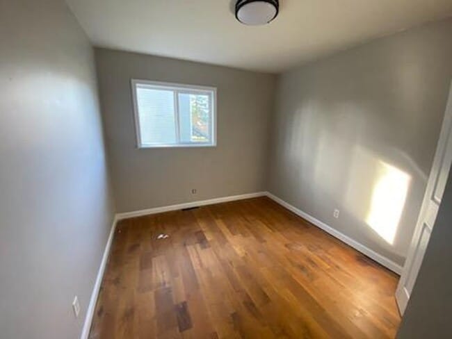 Building Photo - 1704-1706 Harrison St (J&amp;L)