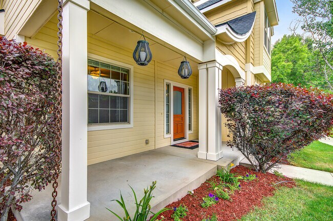 Building Photo - Beautiful Home In Hidden Springs