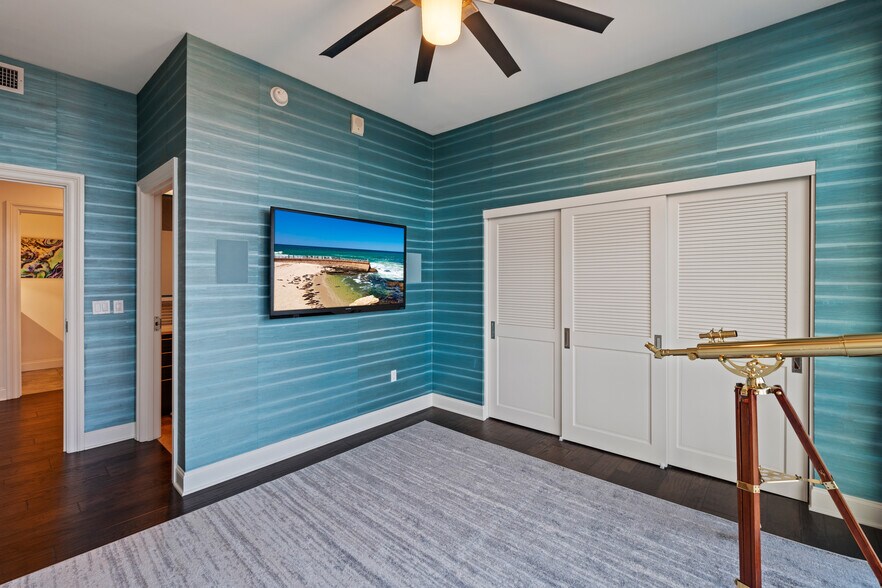 Building Photo - 800 The Mark Ln