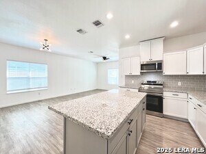 Building Photo - 125 San Angelo Blvd