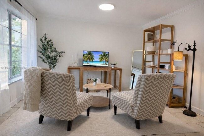 Building Photo - 232 SE 6th St