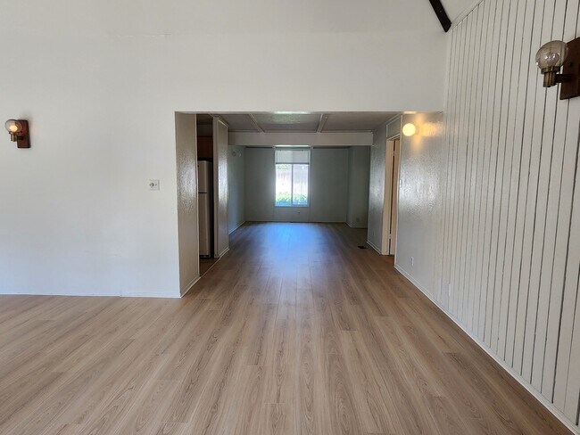 Building Photo - 3547 Bengal Blvd
