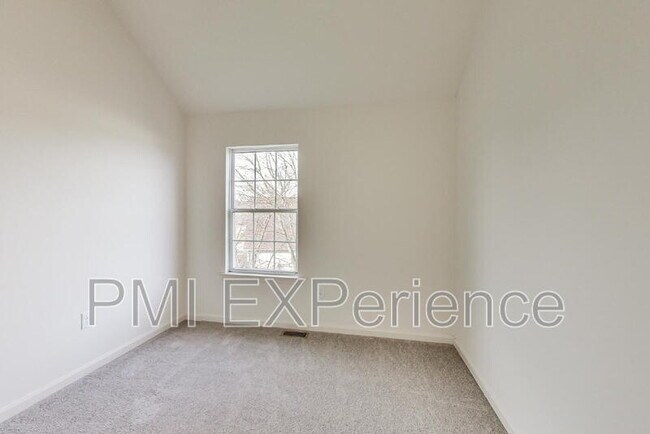 Building Photo - 9010 Hardesty Dr