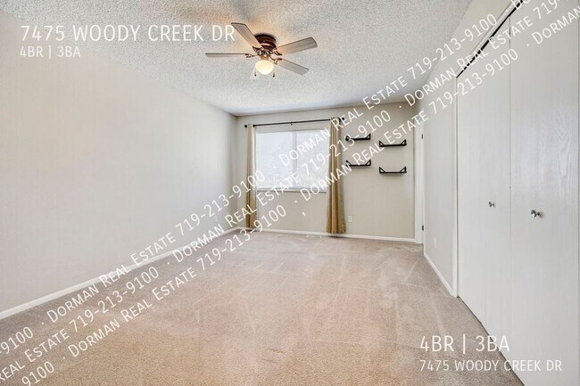 Building Photo - PENDING APPROVAL - 3 bed, 2 bath home, 2 c...
