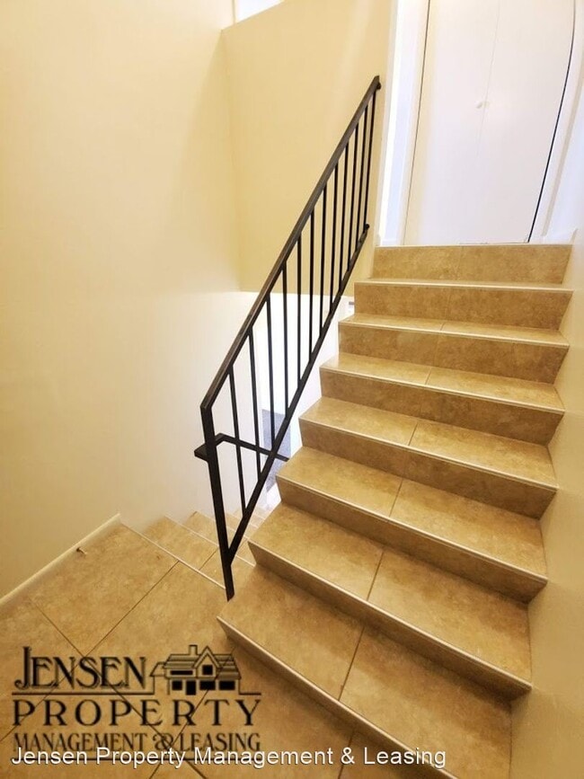 Building Photo - 545 S 900 E