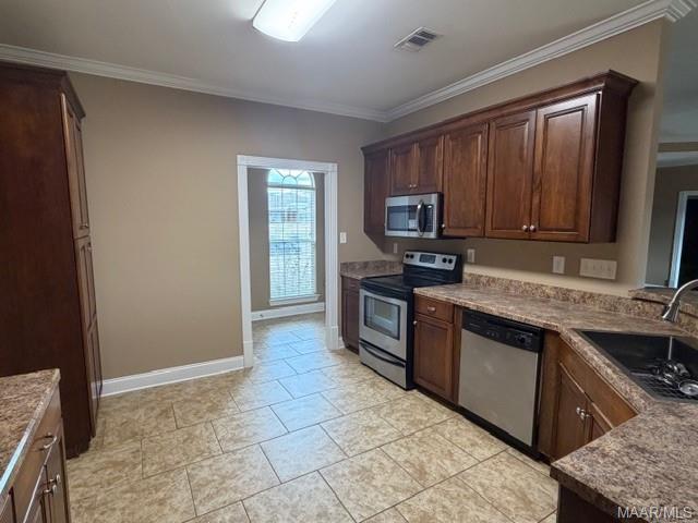 Building Photo - 421 Ridge Point Dr