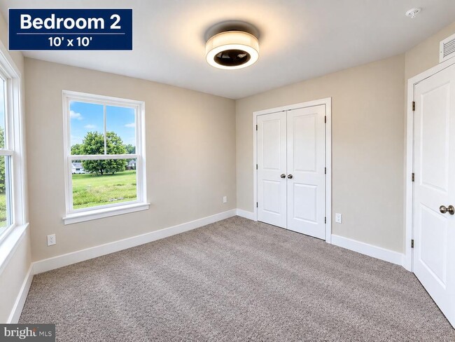 Building Photo - 1418 Lake Geneva Dr