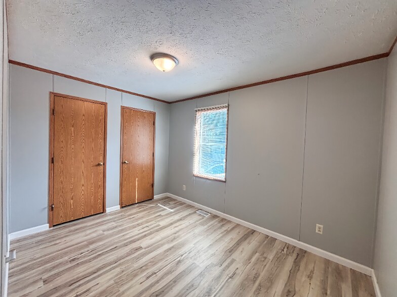 Building Photo - 7113 Timber Ridge S