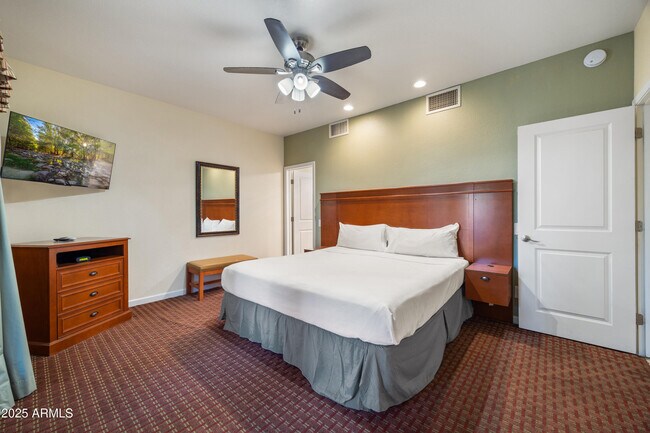 Building Photo - 5829 Buck Springs Rd