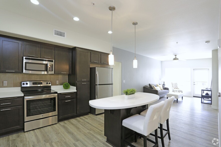 Urbana East Village Rental Flats San Diego, CA Apartment Finder