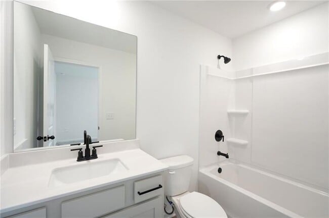 Building Photo - 522 Silverleaf Trl