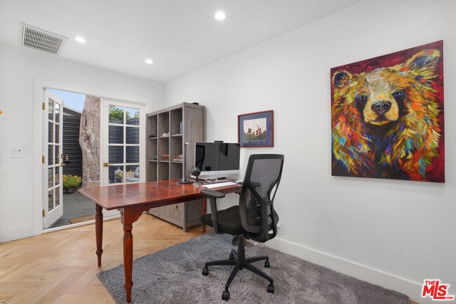 Building Photo - 8062 Waring Ave