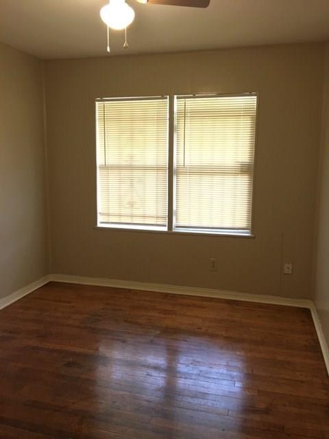 Building Photo - 9202 St Lo Rd