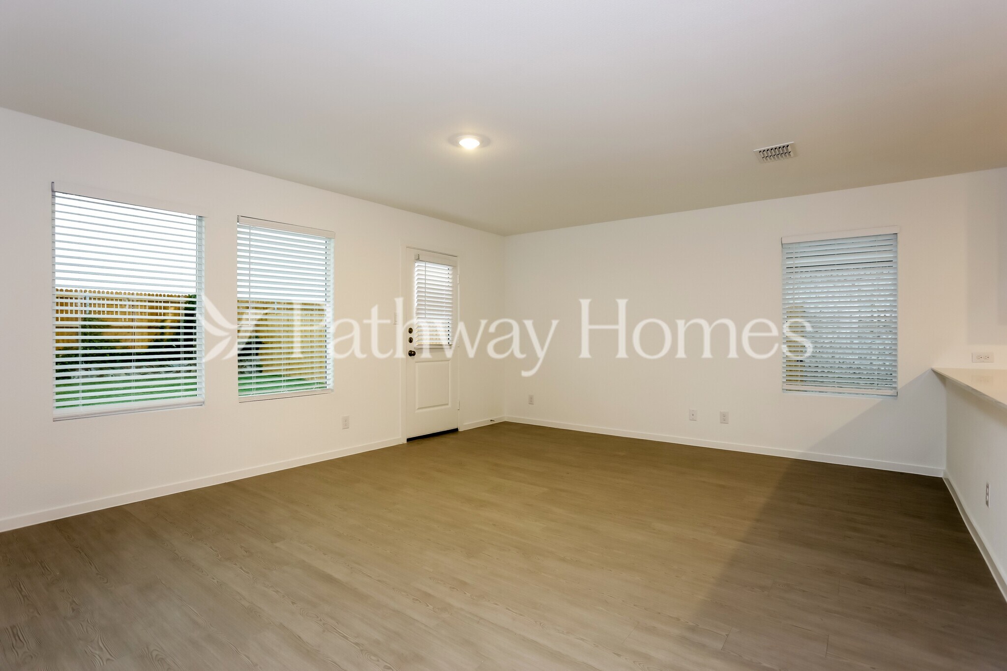 Building Photo - 1533 Lanner Mdws Ln