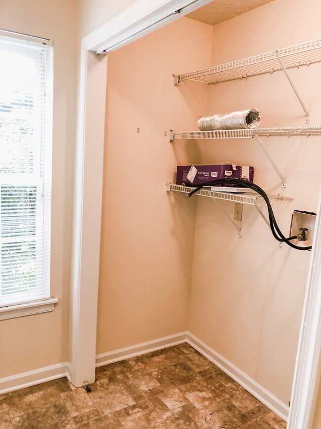 Laundry Room - 237 Alta Ln
