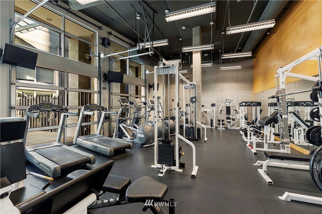 Gym - 1420 E Pine St