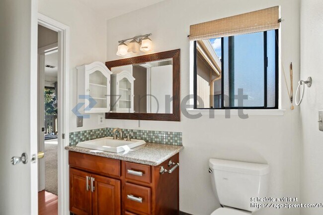 Building Photo - 16931 Sorrel Way