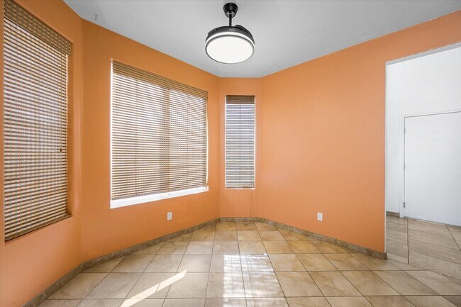 Building Photo - Welcome Home to this awesome 4 Bedroom Home