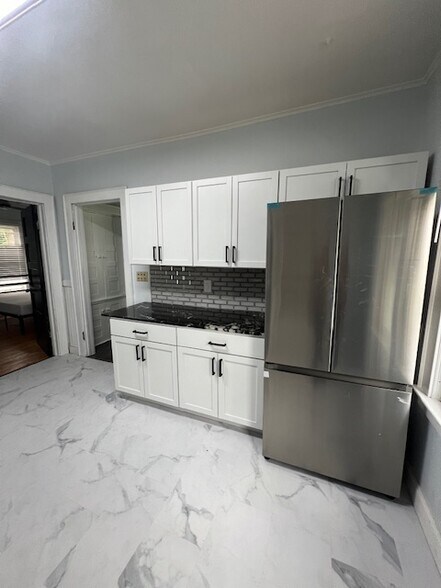 Building Photo - 602 Westcott St