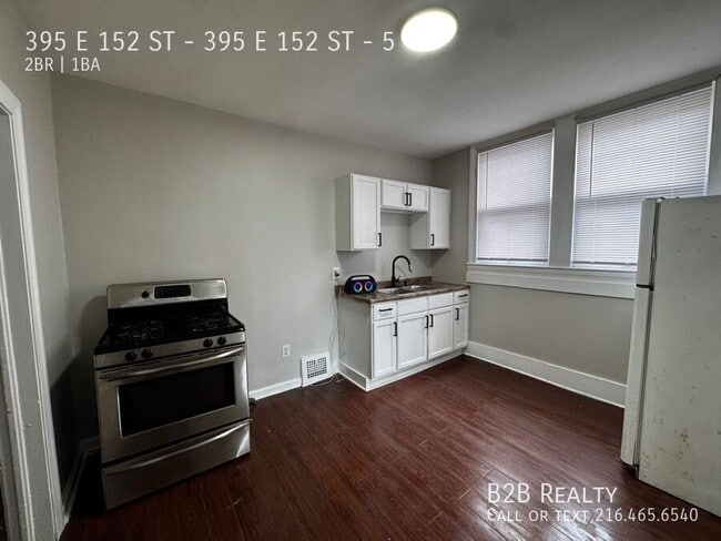 Building Photo - 395 E 152nd St