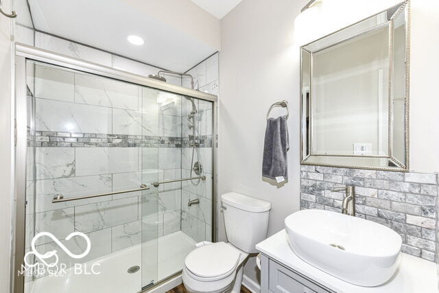Building Photo - 6252 Sugar Maple Dr
