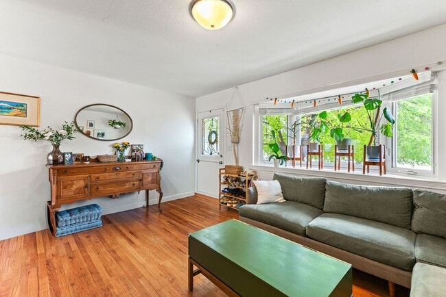 Building Photo - Cute 3 Bedroom Ranch in Loveland