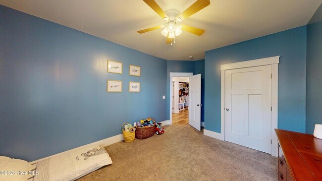 Building Photo - 604 Muscadine Ln