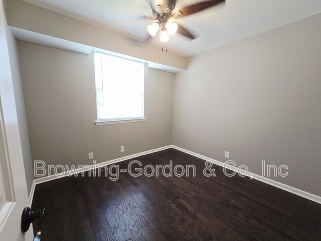 Building Photo - 3411 Cocoa Dr