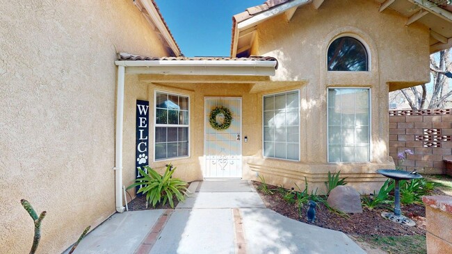 Building Photo - 45066 Palo Vista Dr
