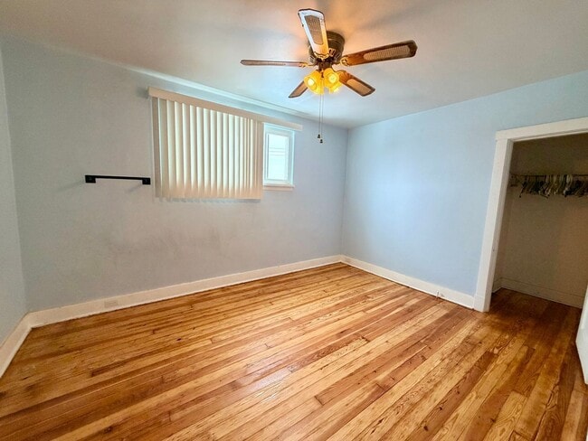 Building Photo - 1612 Oak Grove St