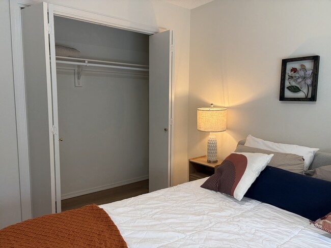 Building Photo - 2630 Kantz Dr