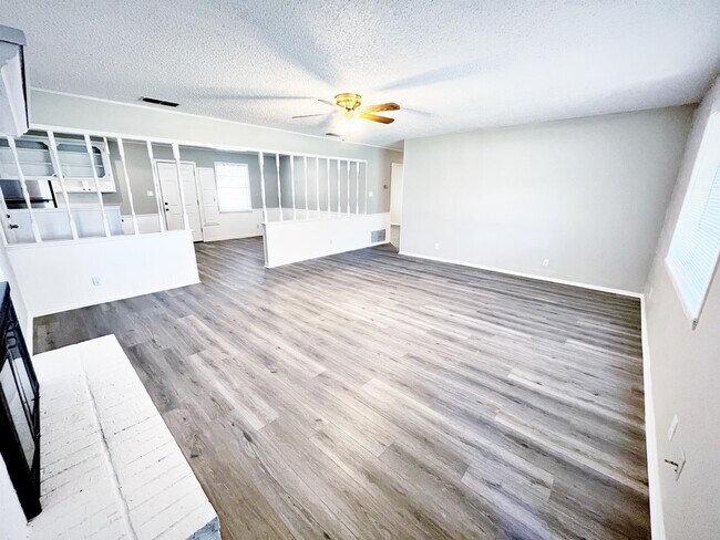 Building Photo - 16943 FM2964