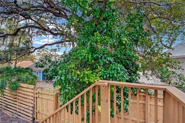 Building Photo - 509 Cedar St