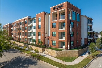 Building Photo - The Bowie at Bishop Ridge