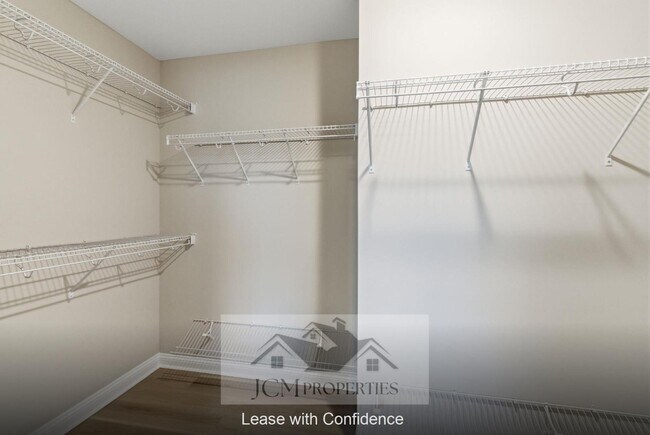 Building Photo - 104 Lambert Fld