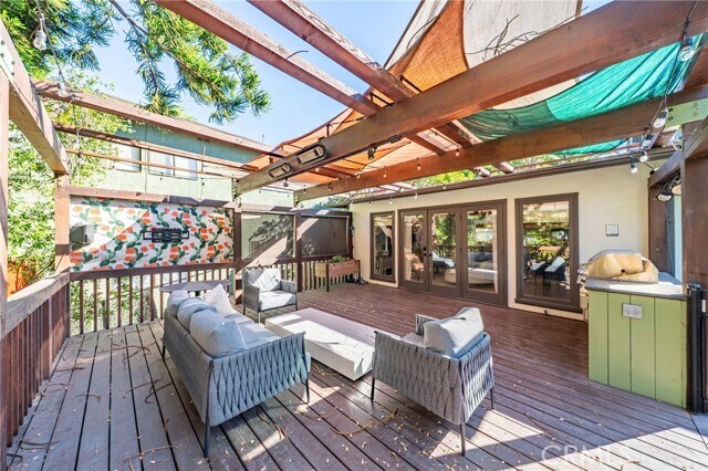 Building Photo - 3268 Dos Palos Dr
