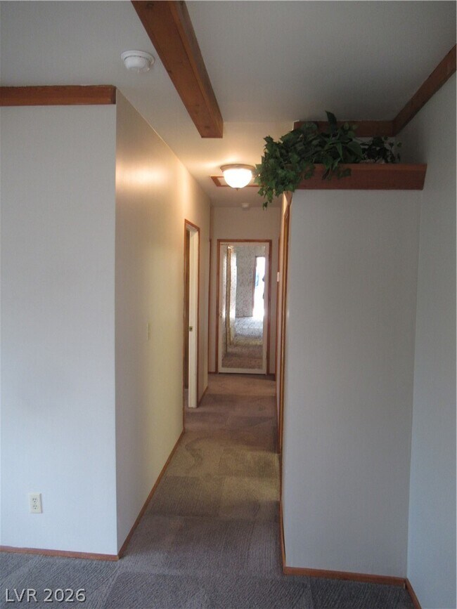 Building Photo - 107 E Pacific Ave