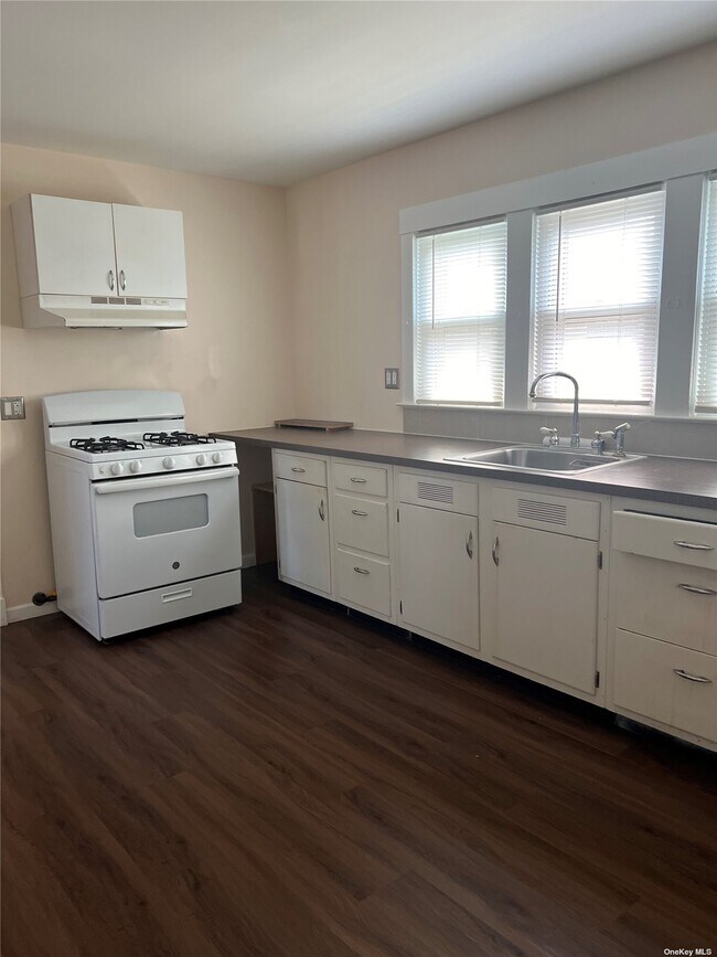 68 Jennings Ave 68 Jennings Ave Patchogue NY 11772 Apartment Finder