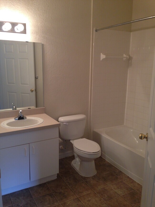 Building Photo - 3611CR#816(75)