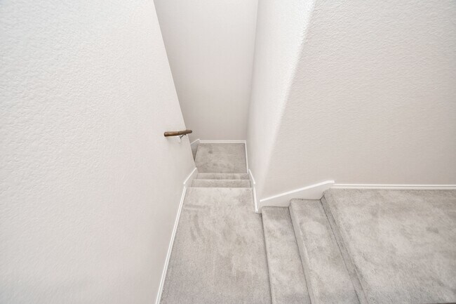 Building Photo - 26722 Lantana Cyn Dr