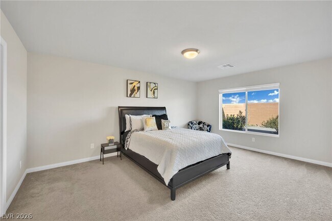 Building Photo - 9770 Hawk Crest St