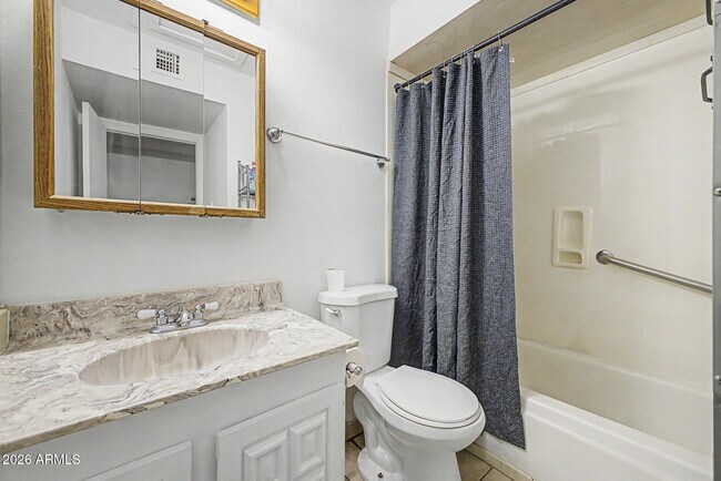 Building Photo - 5232 W Mauna Loa Ln