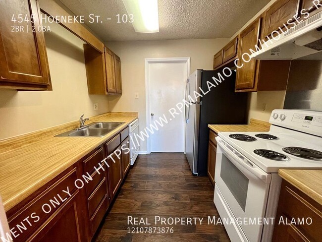 Building Photo - 4545 Hoeneke Dr