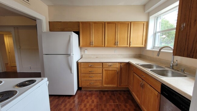 Building Photo - 5701 N Flagler Dr