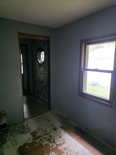 Building Photo - 132 N 23rd Pl