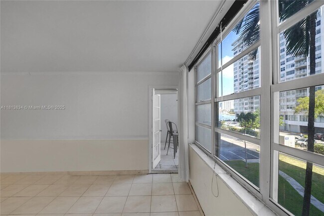 Building Photo - 2750 NE 183rd St